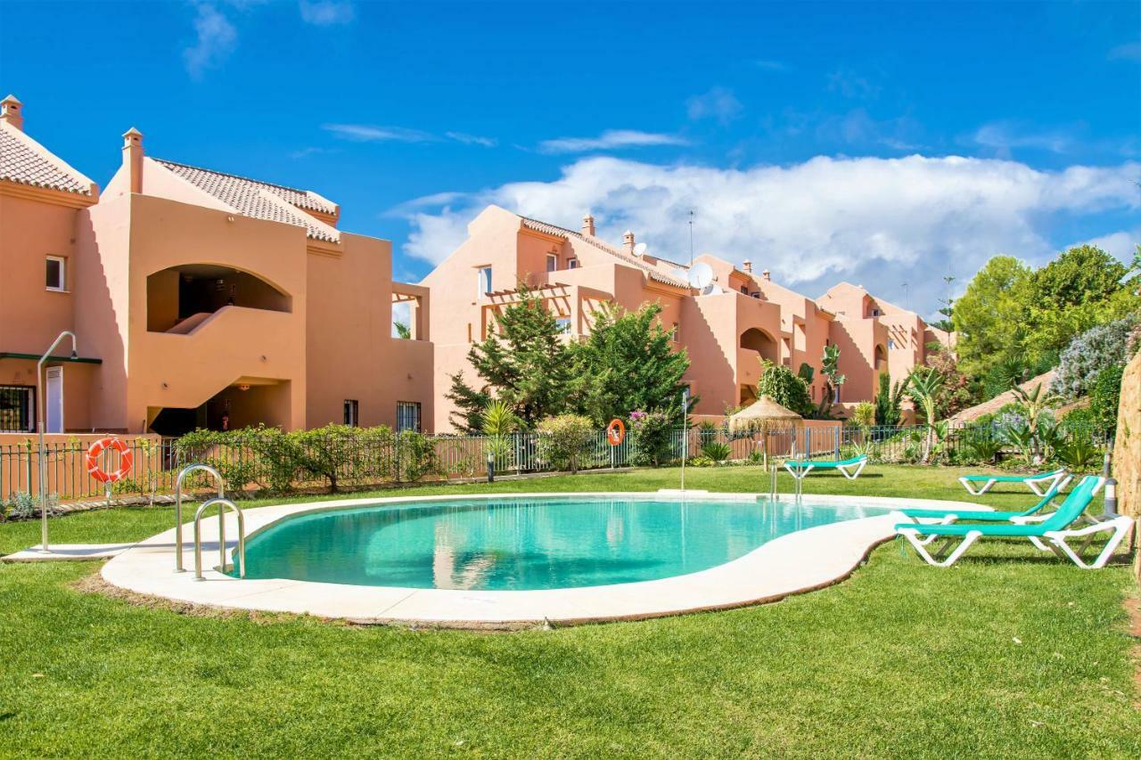 Free One Bedroom Retreat In Elviria Μαρμπέλλα Εξωτερικό φωτογραφία